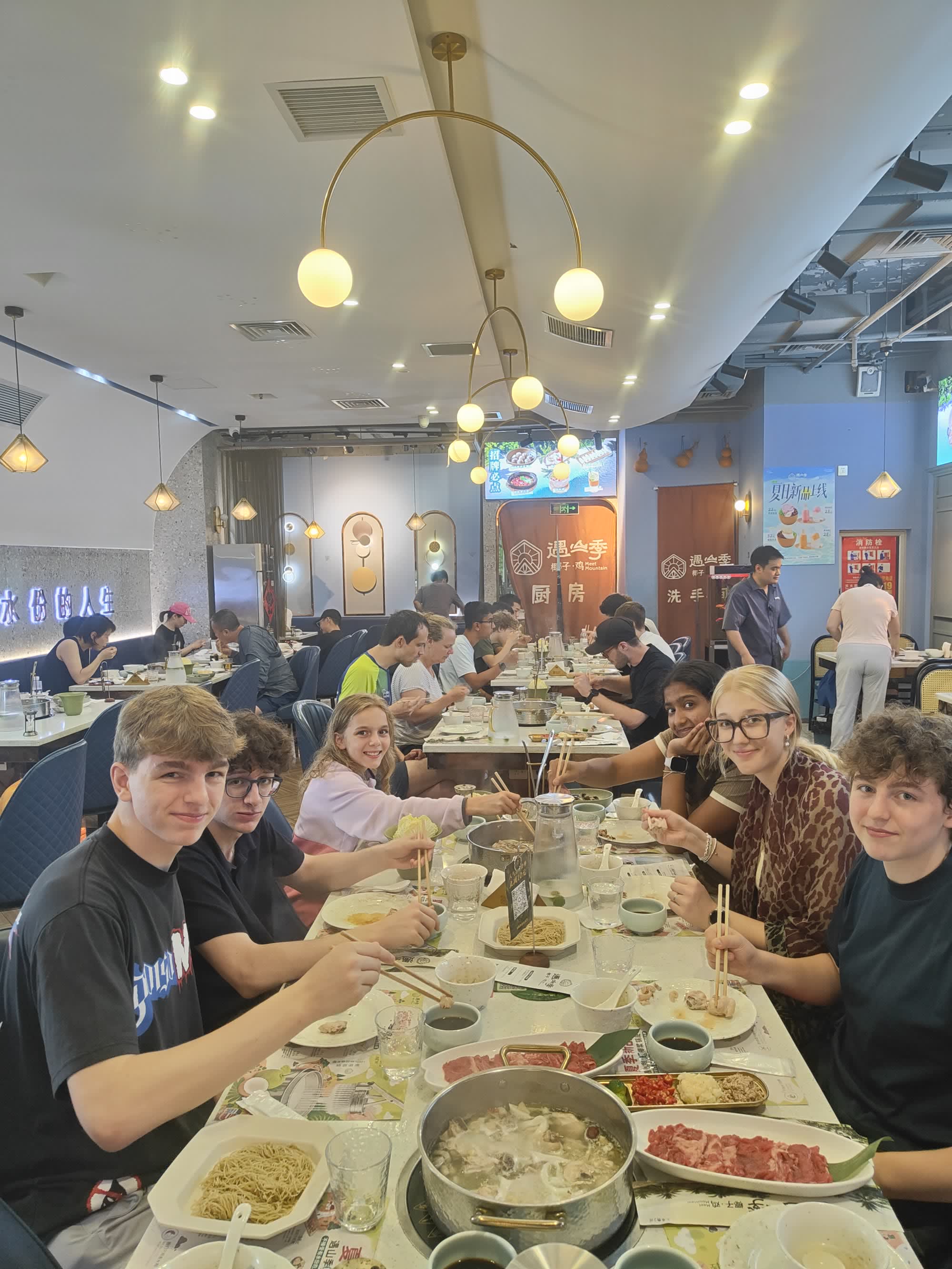Weiteres Gruppenessen