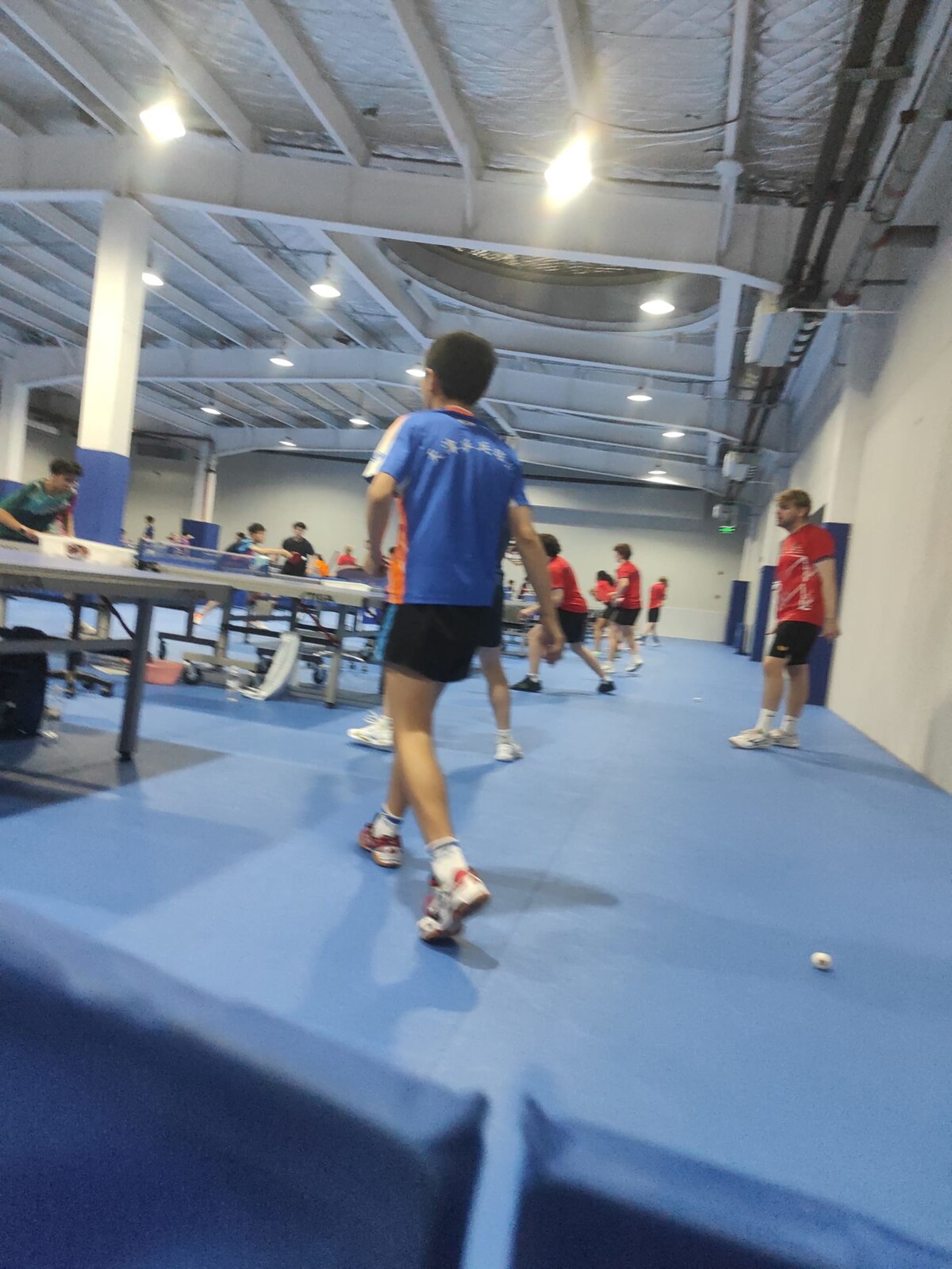 Tischtennis in der Ma-Wenge-Halle