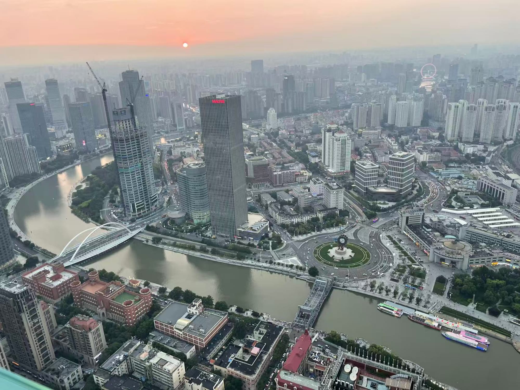 Sonnenuntergang über Tianjin